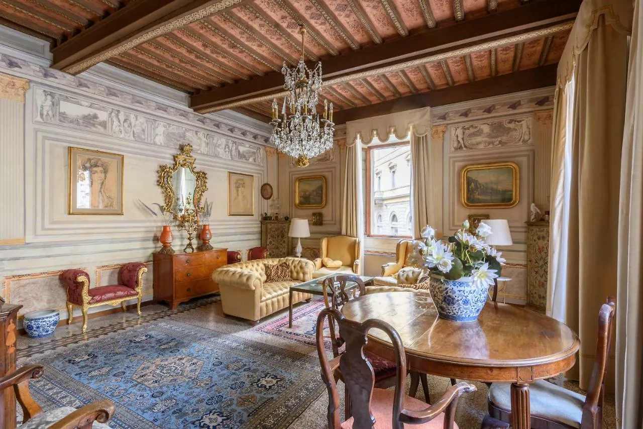 Apartment Domus Nannini Spa - Palazzo Nannini Siena Italy